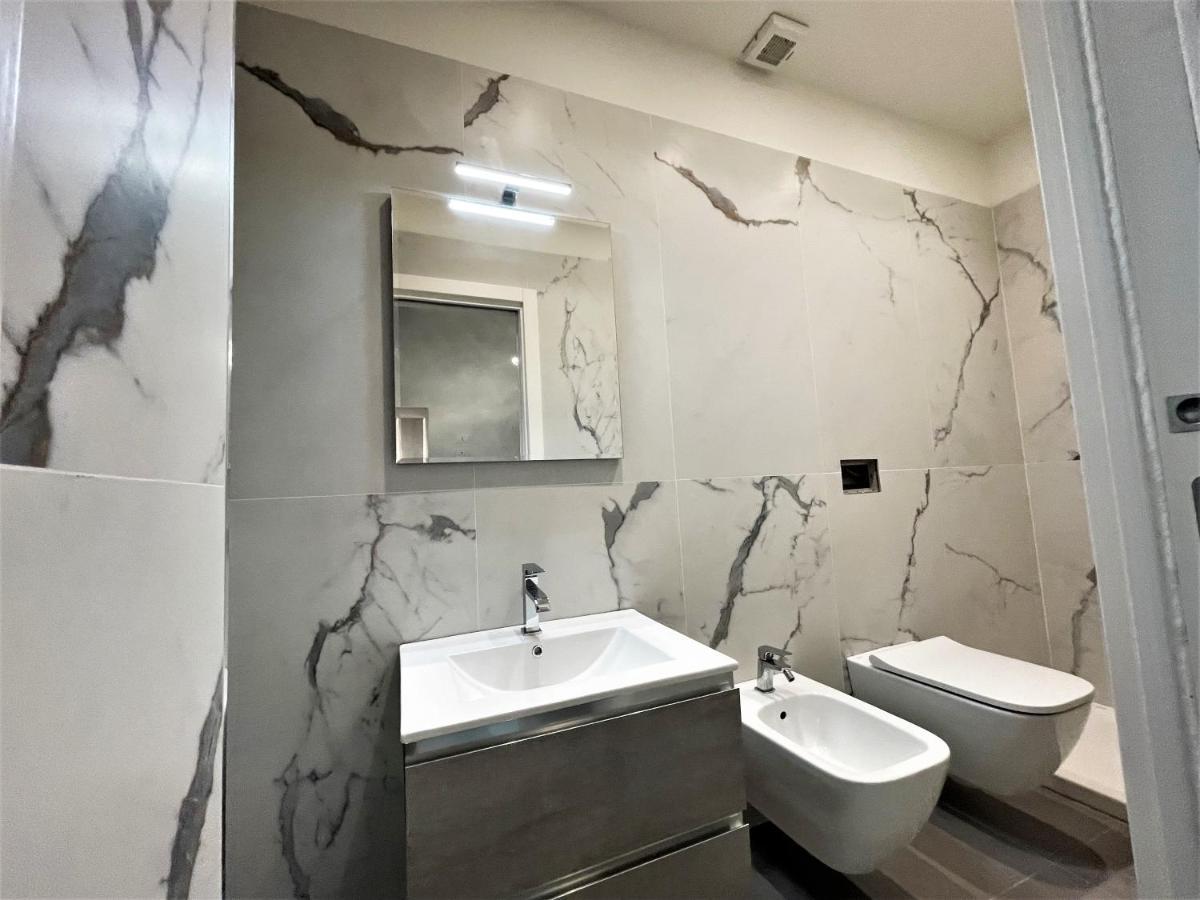 Acqua Azzurra Apartment ลาสเปเซีย ภายนอก รูปภาพ